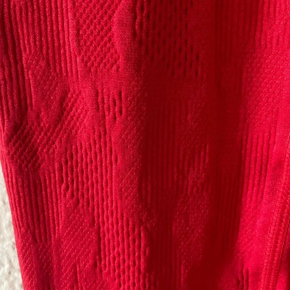 Fabletics Bold Red SculptKnit Leggings - Picture 3 of 5